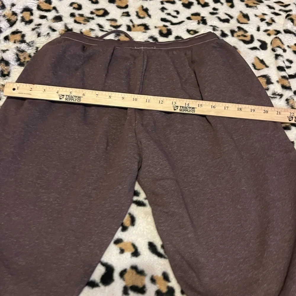 Philco's Claude Monet NWOT brown sweatpants